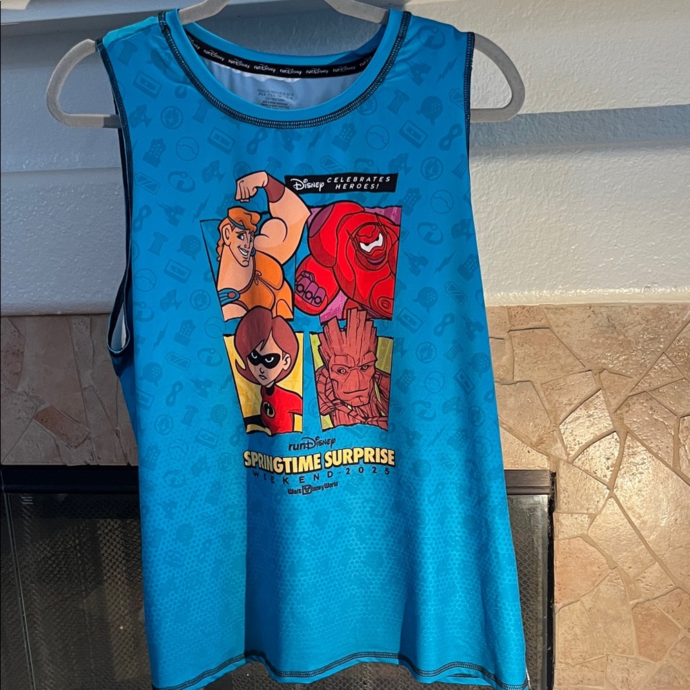 Disney runDisney tank Top